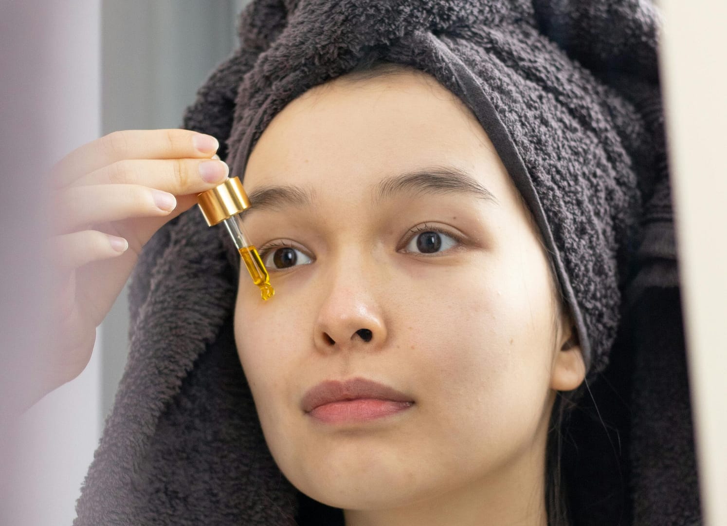 Jakie składniki aktywne powinny zawierać dobre serum do twarzy?